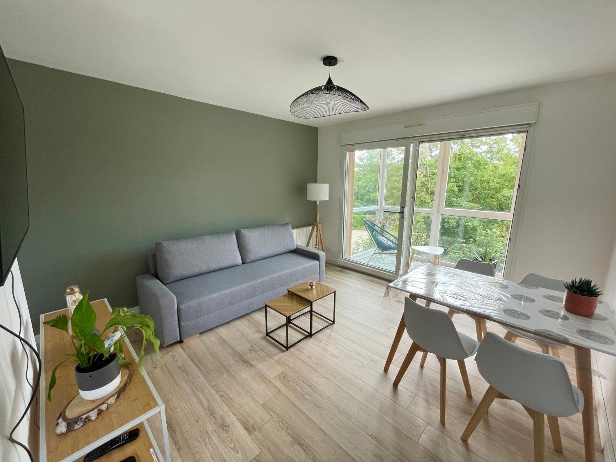 Appartement Avec Loggia Et Parking Prive Louviers Exteriér fotografie